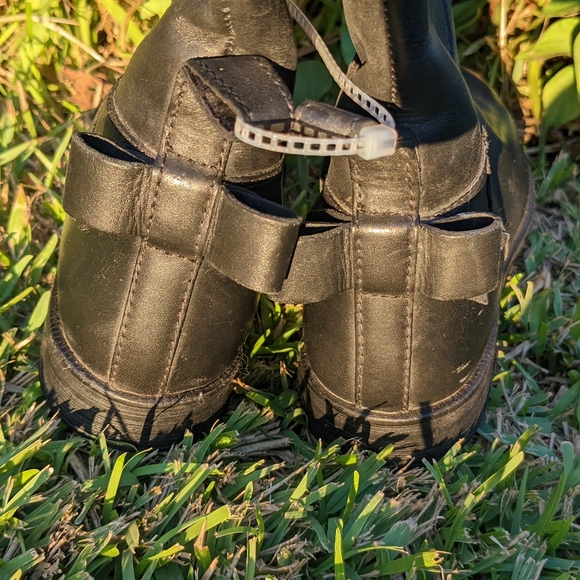 Black Geox Boots , size 36 ( European, comparable to 5.5) - Picture 2 of 5